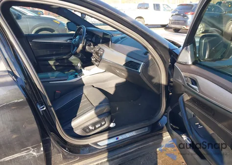 2018 BMW M550I xDrive z USA, uszkodzony, nr VIN WBAJB9C58JB034779